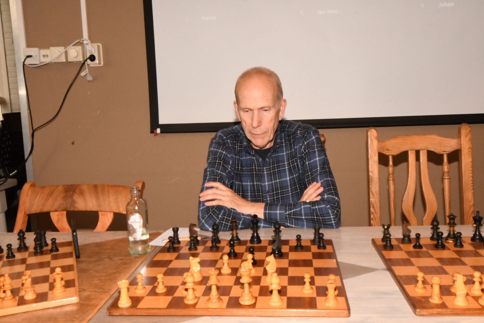 Senioren simultaan tegen clubkampioen Lennard - foto 6